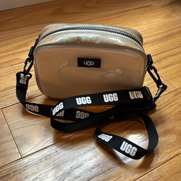UGG Janey II Clear Convertible Crossbody/Fanny Pack Bag - Picture 8 of 11